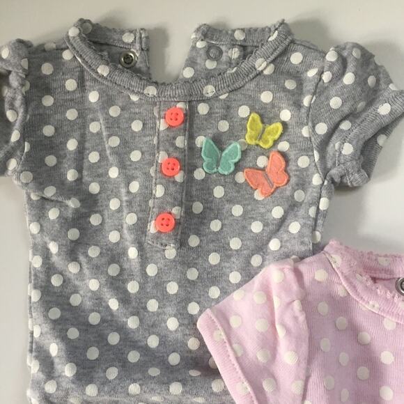 Bundle of 3 Carter’s Onesie Newborn Size One Piece Shirt Bundle Onesie Bundle - Picture 3 of 6